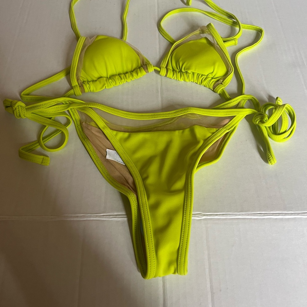 NWOT - ASOS - mix and match swim set - in Beat/Nude Size: Top 8 / Bottom 6